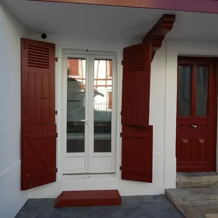 Apartment Charmant T2 Dans Le Tres Prise Quartier Beaurivage De